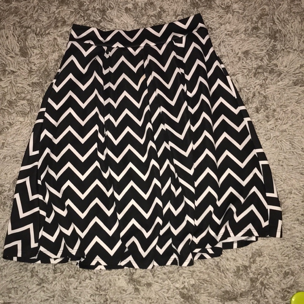 See You Monday chevron Pleated skirt